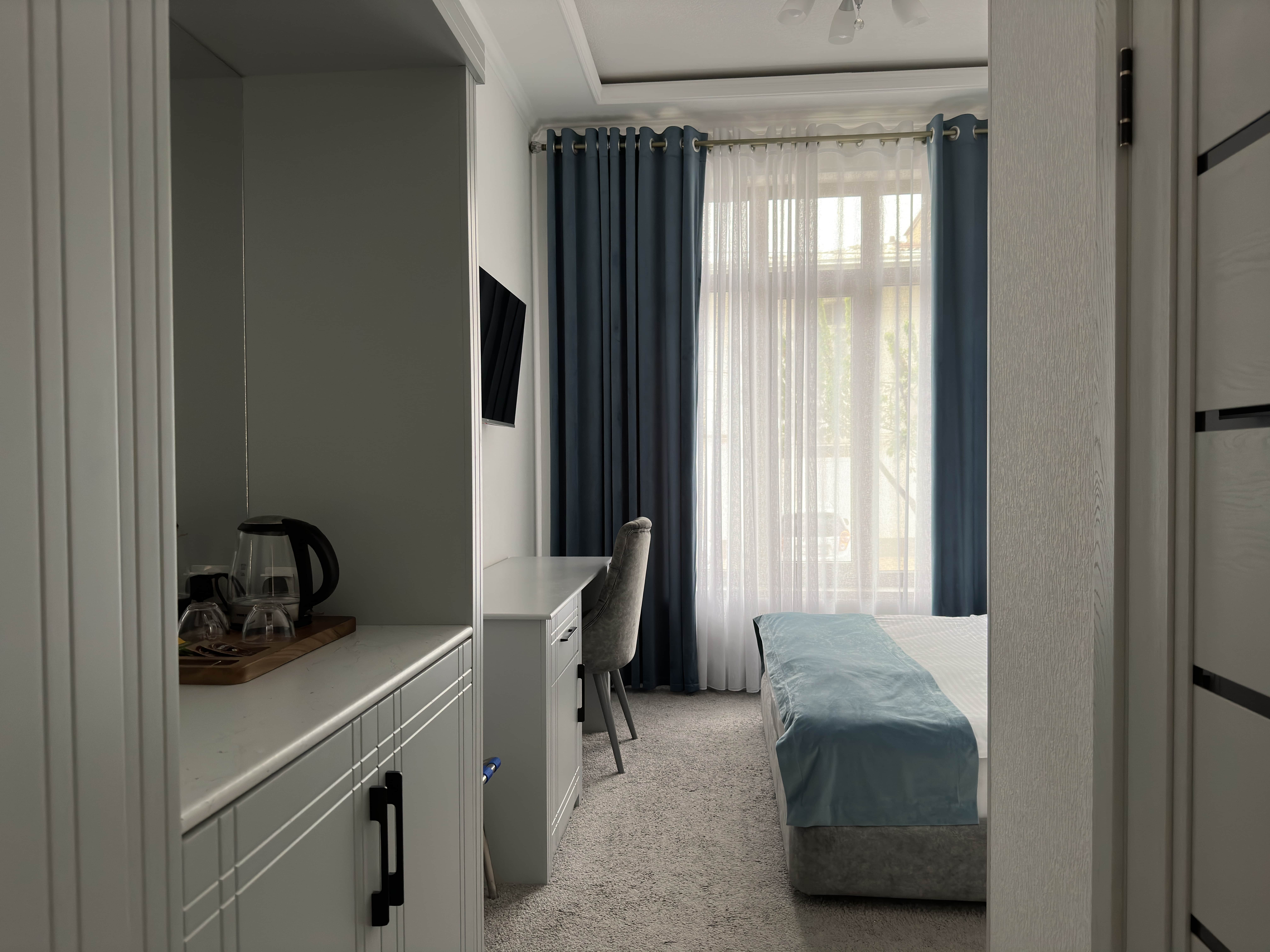 roomBackground2