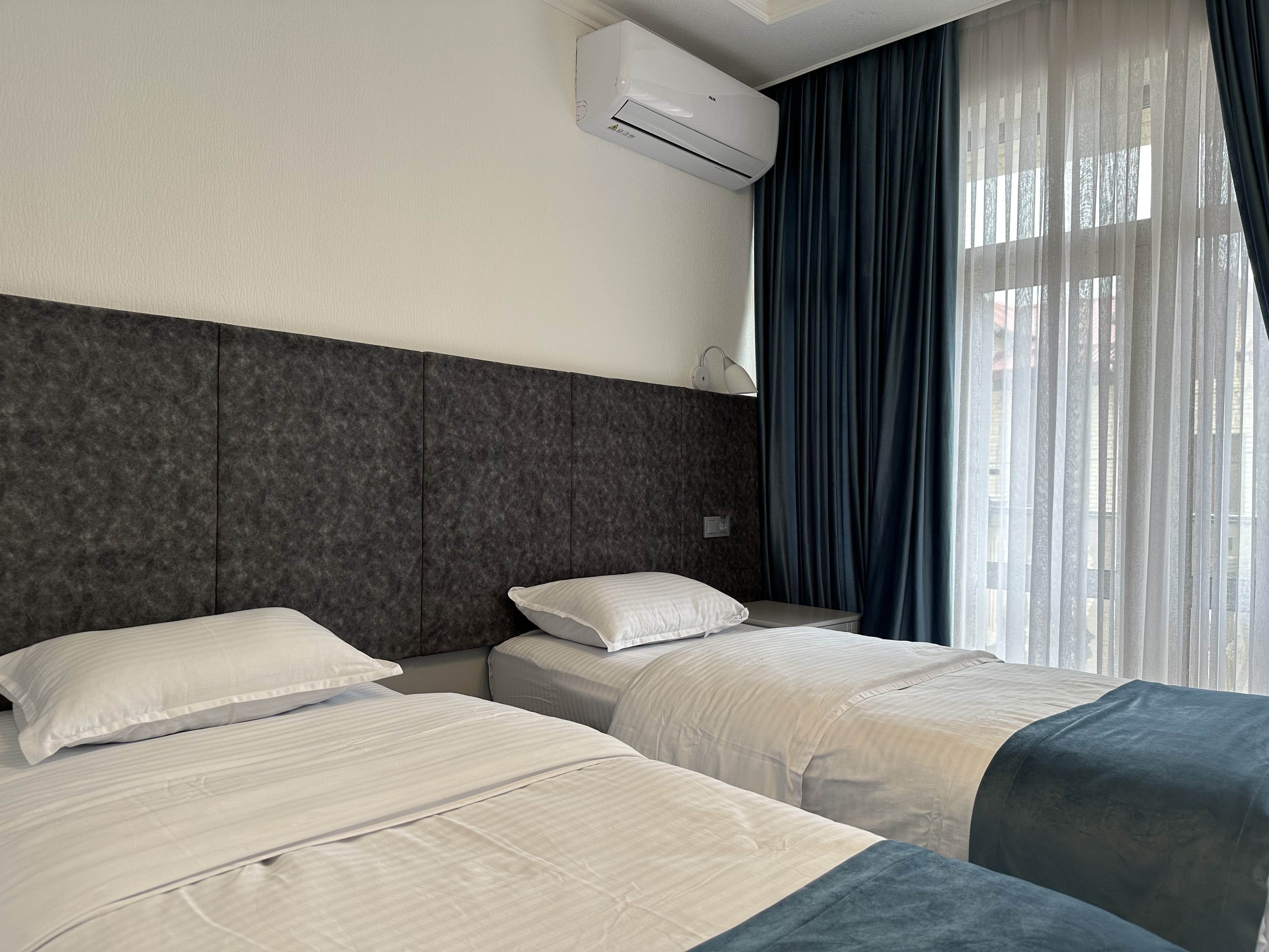 roomBackground2